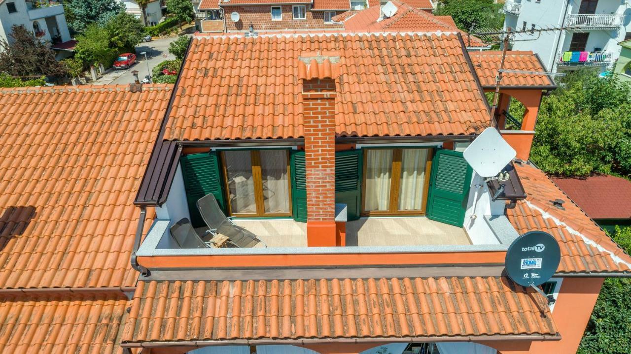 Apartments Mirjana Novigrad  Exterior photo
